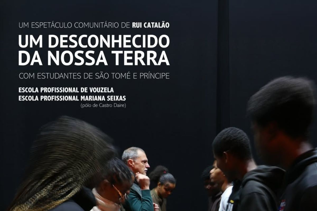 Young São Tomé students connect through theatre