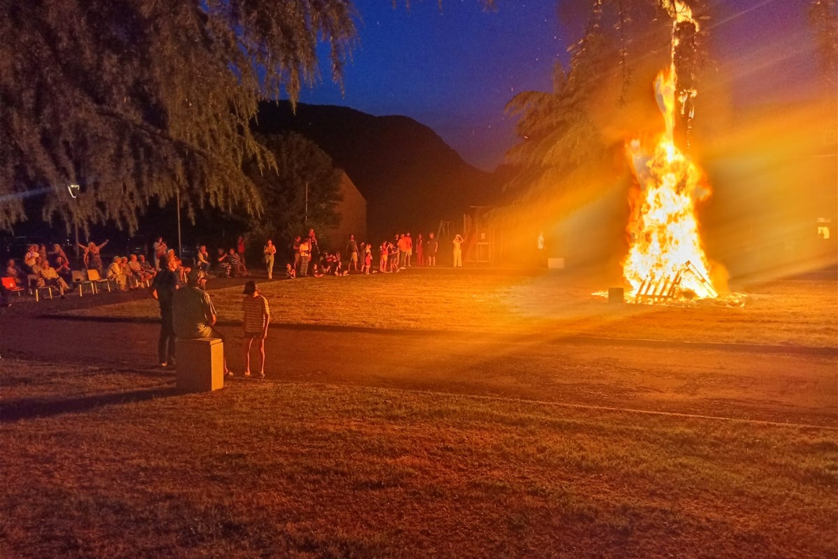 Festival Tramontana IV: the Saint John's fires across the central Pyrenees