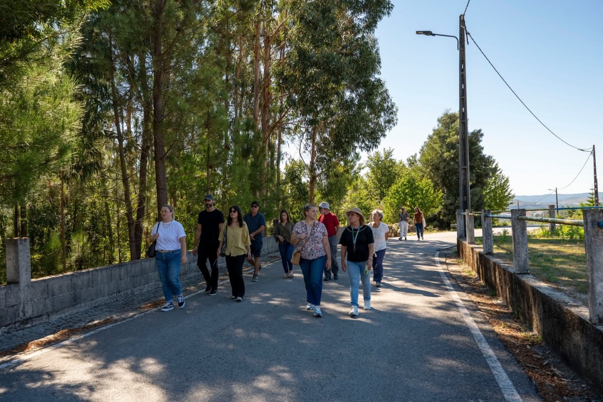 Pottery, sound and ceramics meet in Ribolhos for a morning with black clay