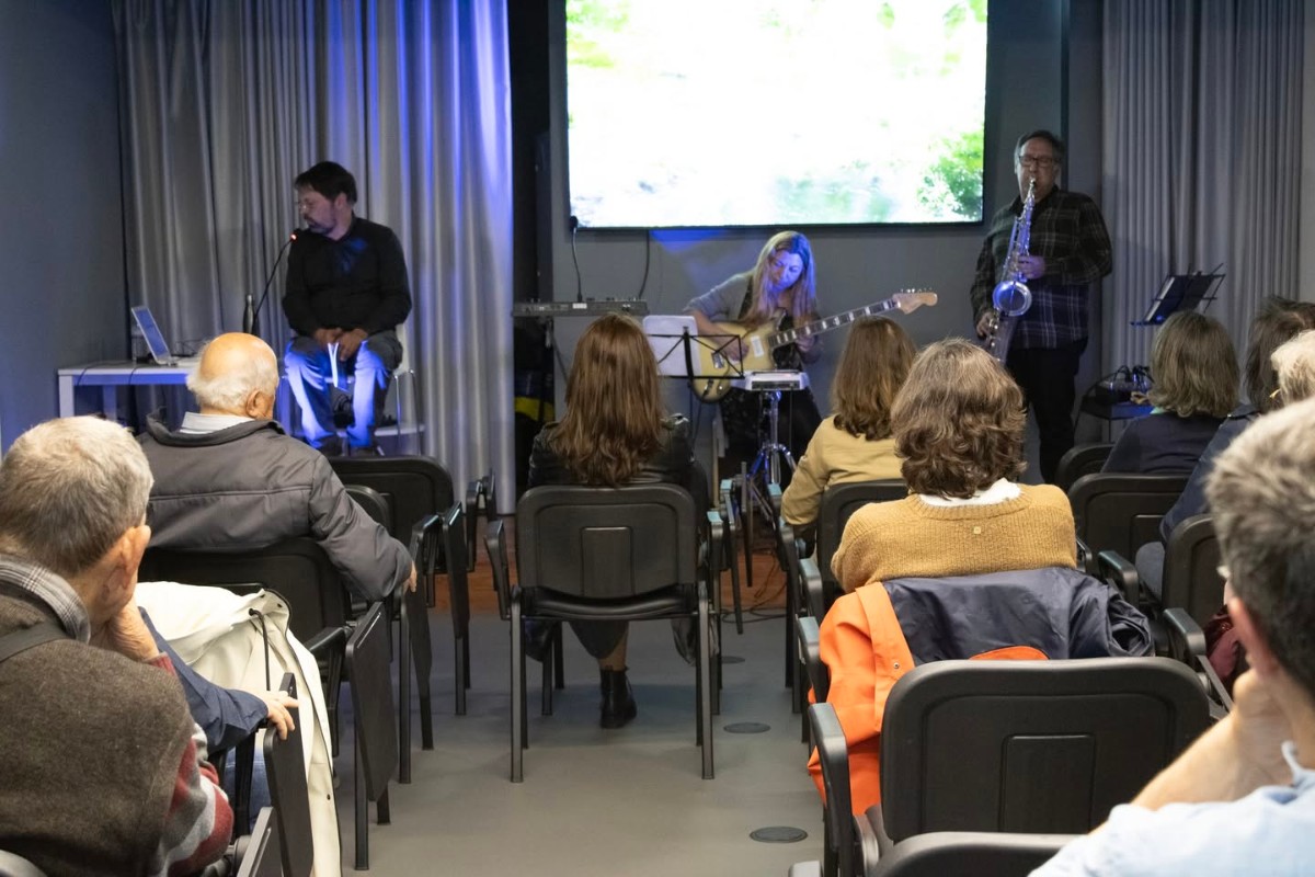 "The Rivers of the Community" performed in São Pedro do Sul